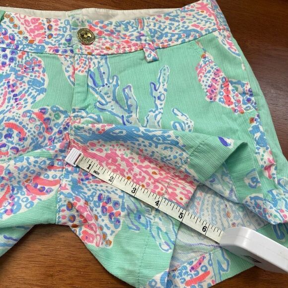 Lilly Pulitzer 5” Callahan Minty Fresh Shorts - Picture 11 of 16